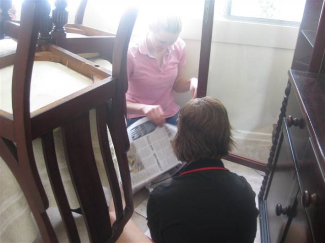 Neighbours Help Move the Furniture